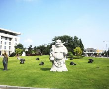 石雕艺术：凝固的时光，永恒的美学