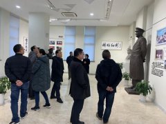 岁末寒冬，两地领导考察E尊国际集团